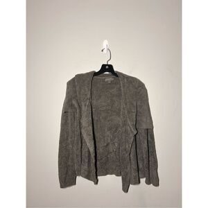 ‼️sale‼️Barefoot Dreams cardigan size Medium C11-5